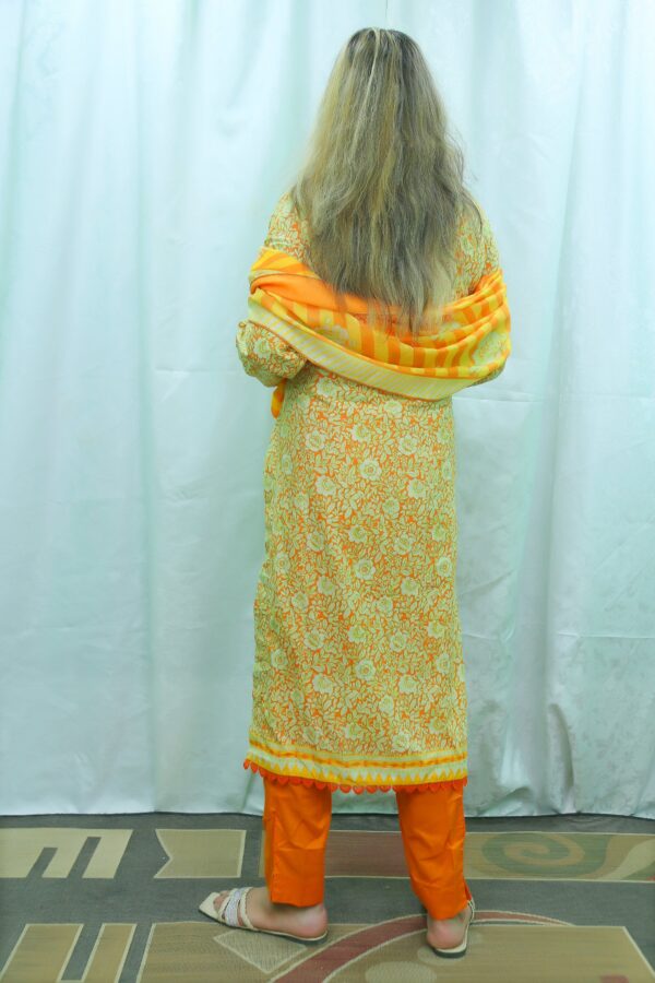 EGS-07  Ready to Wear 3pc Lawn Dress - Image 3