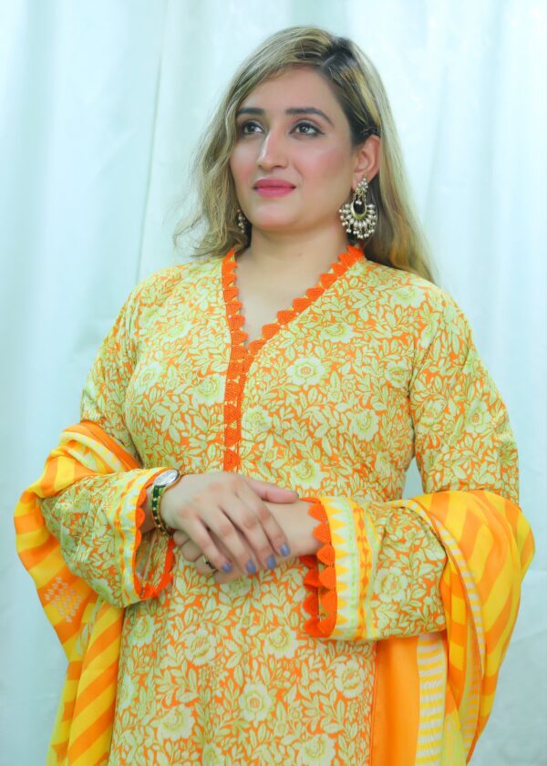 EGS-07  Ready to Wear 3pc Lawn Dress