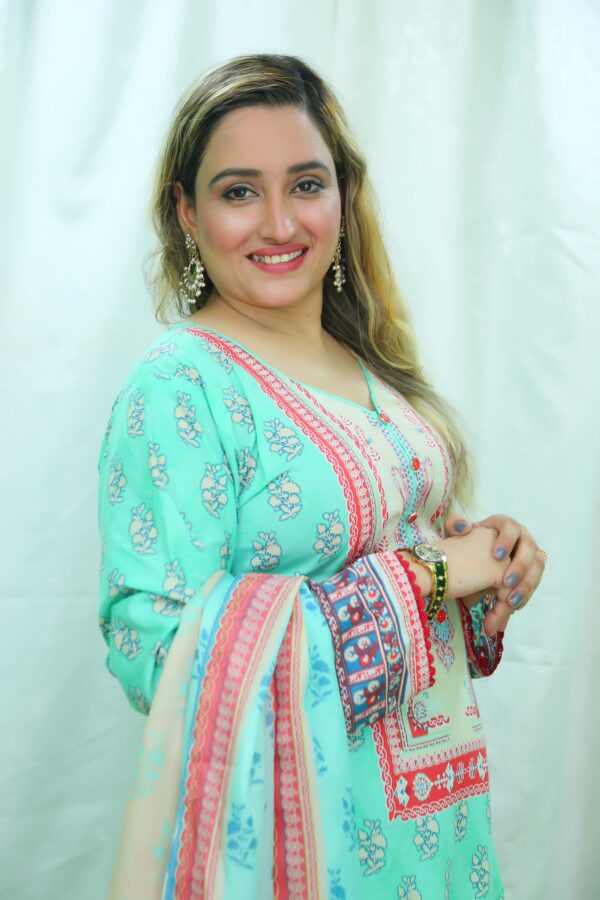 EGS-05  Ready to Wear 3pc Lawn Dress