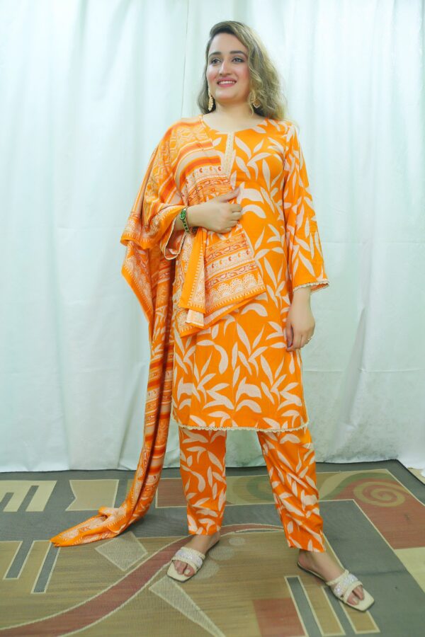 EGD-06  Ready to Wear 3pc Lawn - Image 3