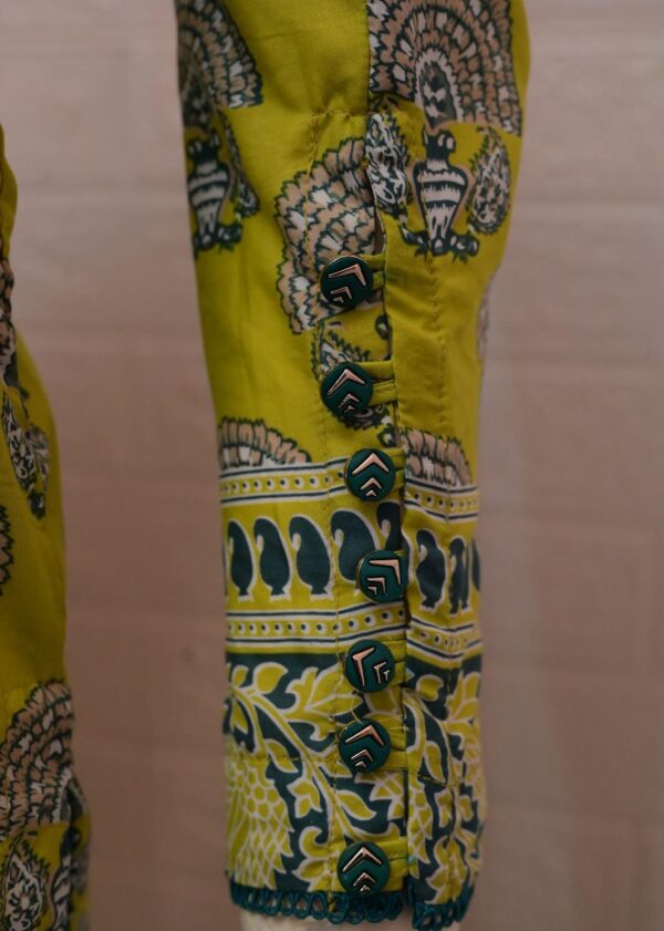 EGD-04 Ready to Wear 3pc Lawn - Image 6